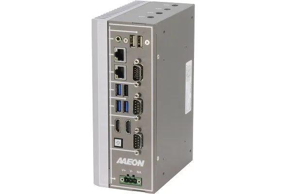 Máy tính công nghiệp không quạt AAEON BOXER-6751-ADP nhìn từ mặt cổng kết nối