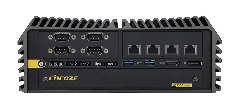 Mặt sau máy tính công nghiệp Cincoze DS-1300 với các cổng COM, LAN và USB
